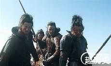  一叶知秋从一片树叶的凋落